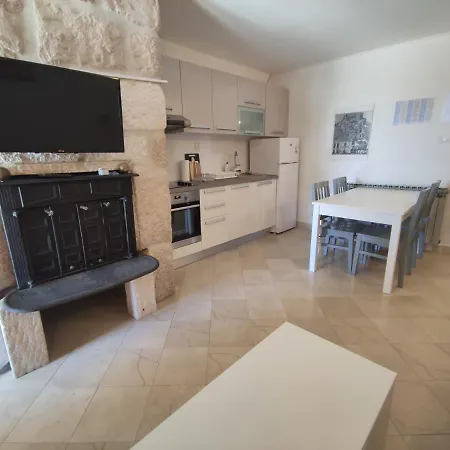 Apartment Mirica *