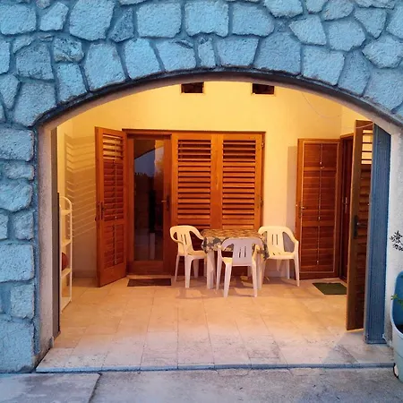 Mirica * Brodarica (Sibenik-Knin)